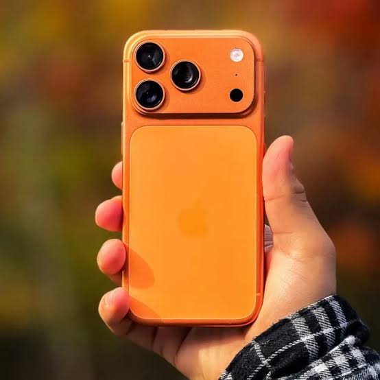 IPHONE 18